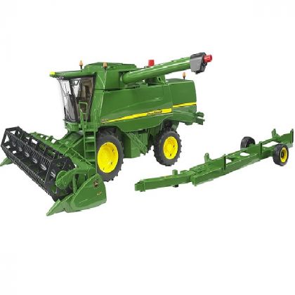 John Deere Mähdrescher T670i